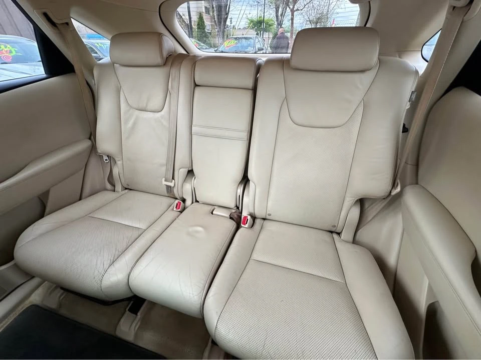 2010 Lexus RX 3rd Gen - Image 12 of 14