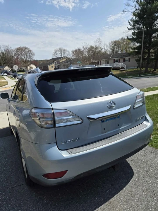 2010 Lexus RX 3rd Gen - Image 2 of 13