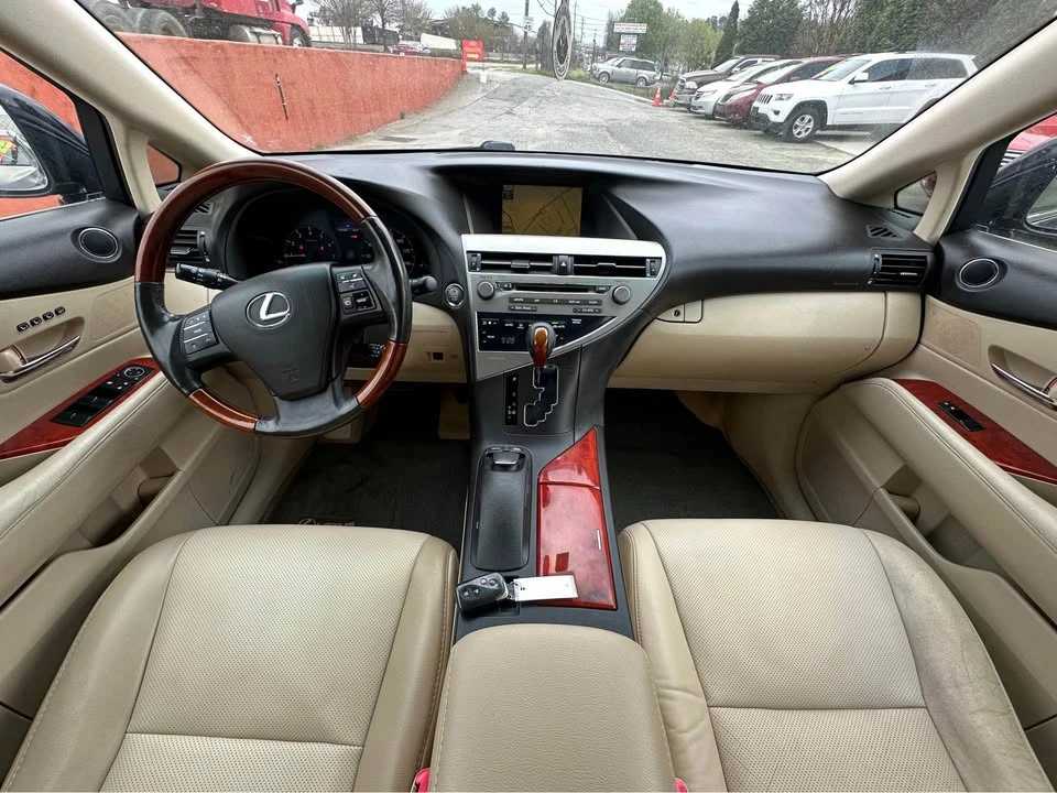 2010 Lexus RX 3rd Gen - Image 7 of 14