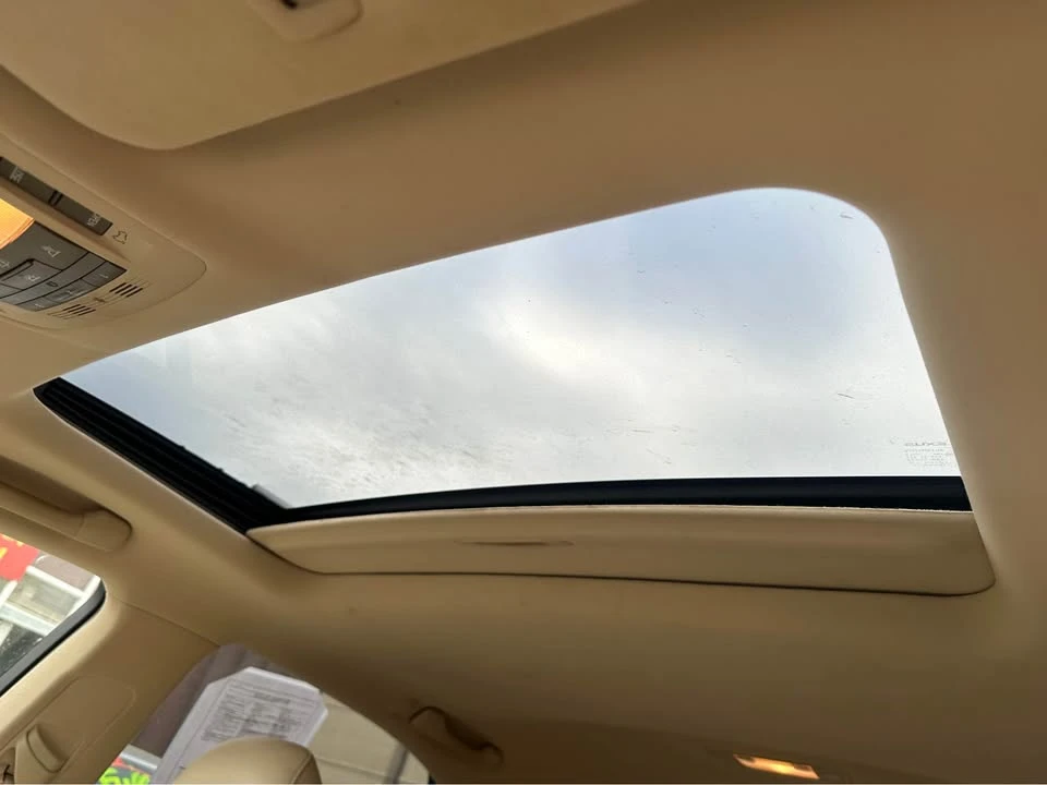 2010 Lexus RX 3rd Gen - Image 10 of 14