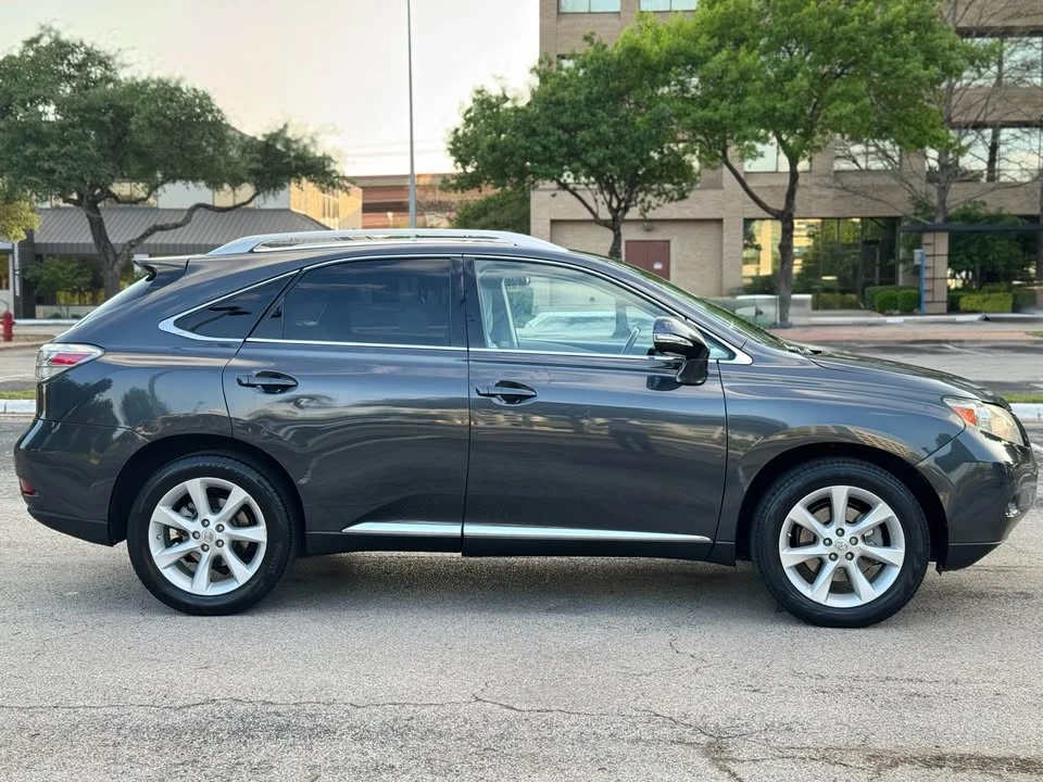 2010 Lexus RX 3rd Gen - Image 8 of 20