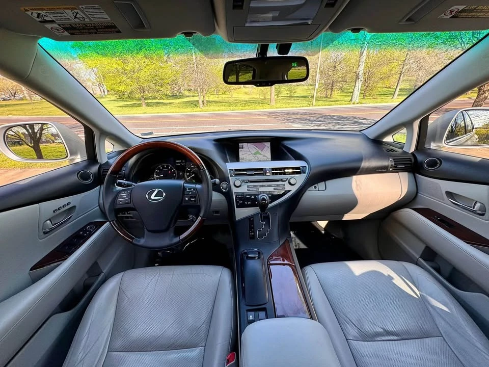 2010 Lexus RX 3rd Gen - Image 2 of 20