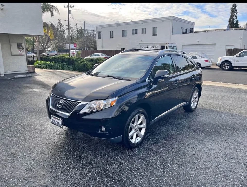 2010 Lexus RX 3rd Gen - Image 4 of 12