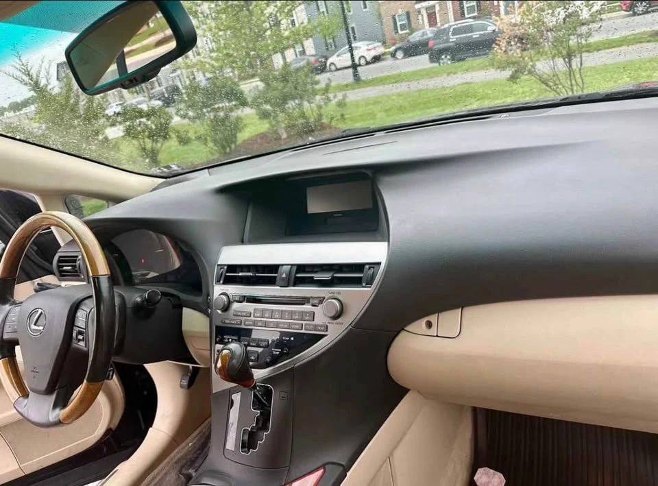 2010 Lexus RX 3rd Gen - Image 10 of 10