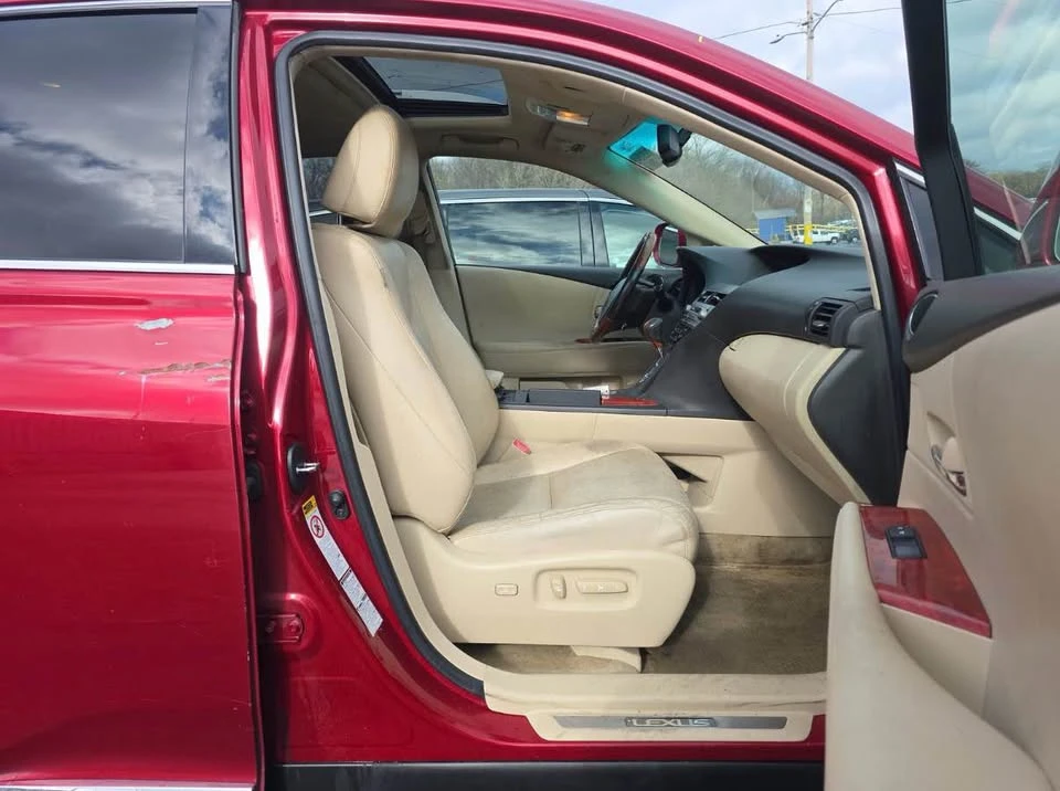 2010 Lexus RX 3rd Gen - Image 8 of 13