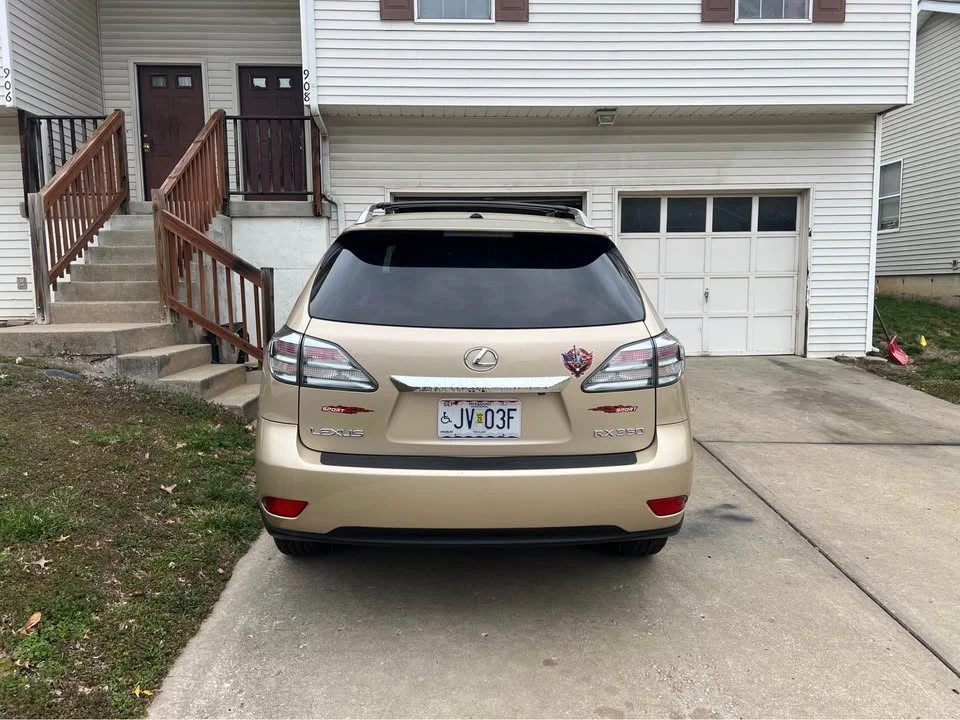 2010 Lexus RX 3rd Gen - Image 5 of 17