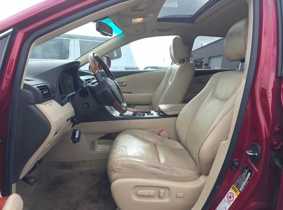 2010 Lexus RX 3rd Gen - Image 7 of 13