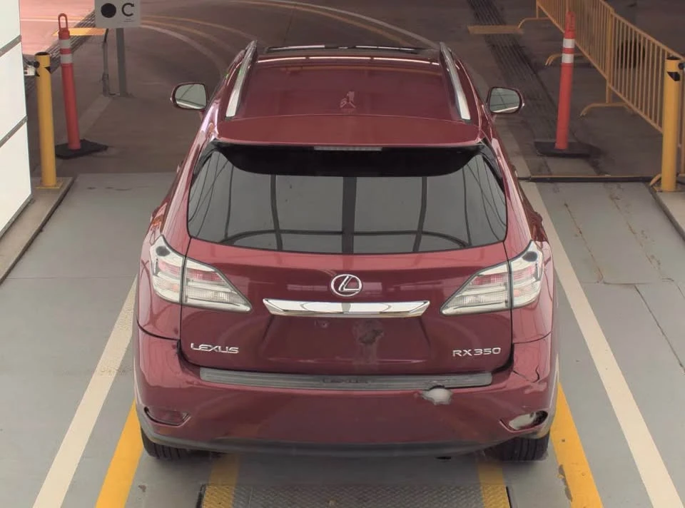 2010 Lexus RX 3rd Gen - Image 5 of 13