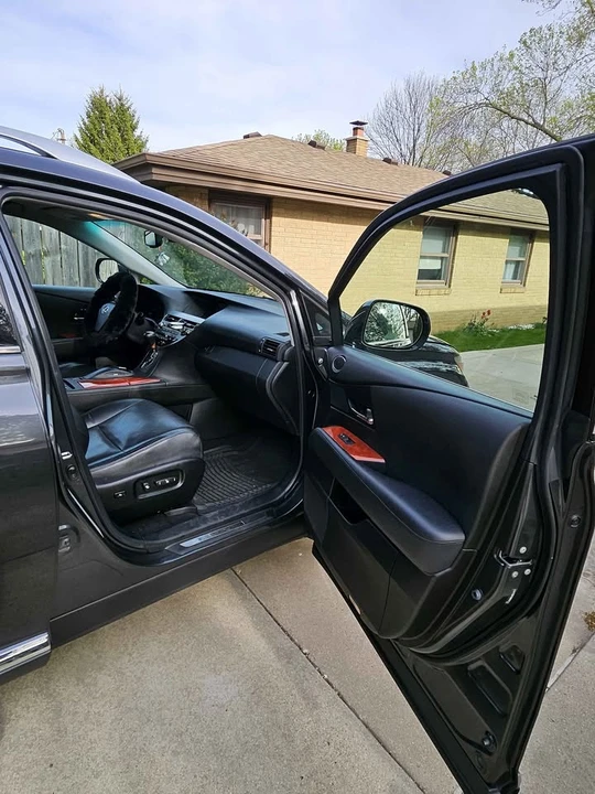 2010 Lexus RX 3rd Gen - Image 7 of 15