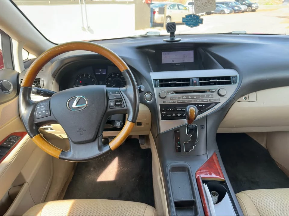 2010 Lexus RX 3rd Gen - Image 9 of 11
