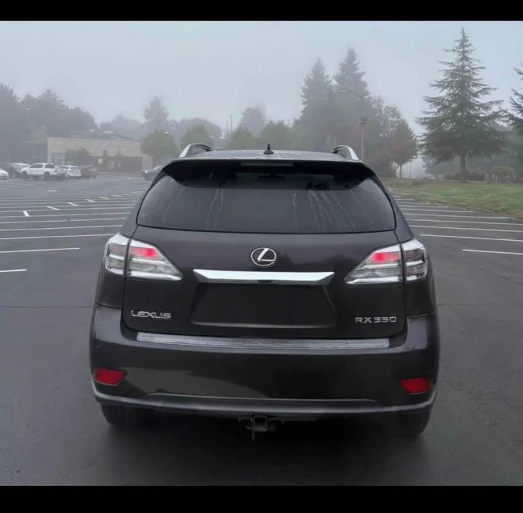 2010 Lexus RX 3rd Gen - Image 6 of 11