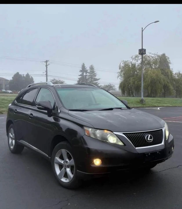 2010 Lexus RX 3rd Gen - Image 3 of 11