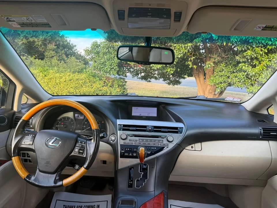 2010 Lexus RX 3rd Gen - Image 16 of 16