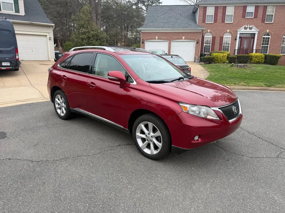 2010 Lexus RX 3rd Gen - Image 3 of 20