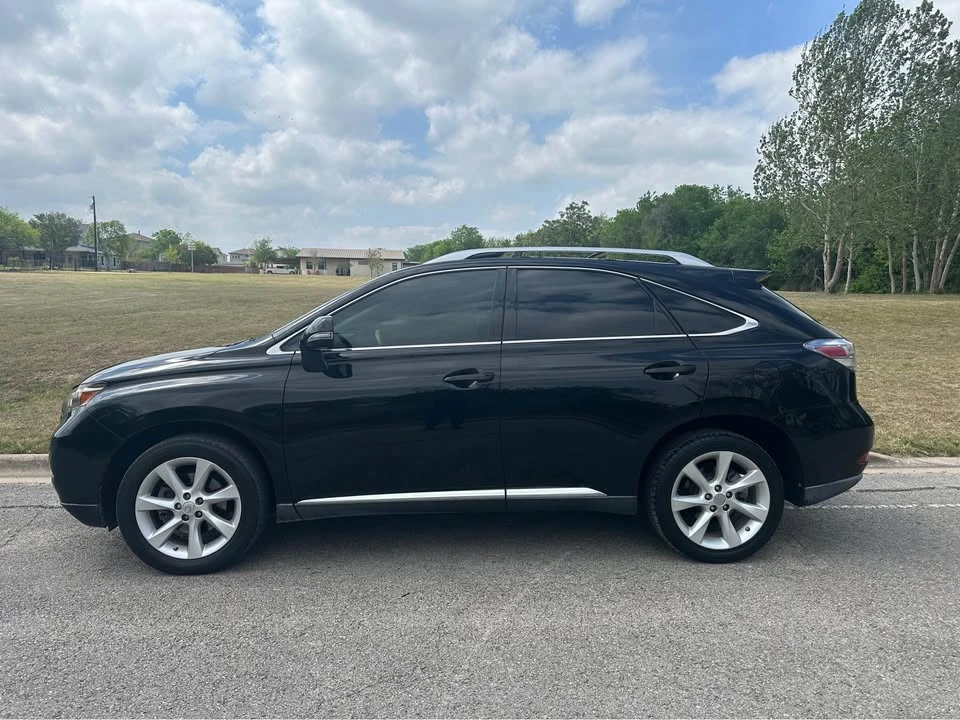 2010 Lexus RX 3rd Gen - Image 2 of 9