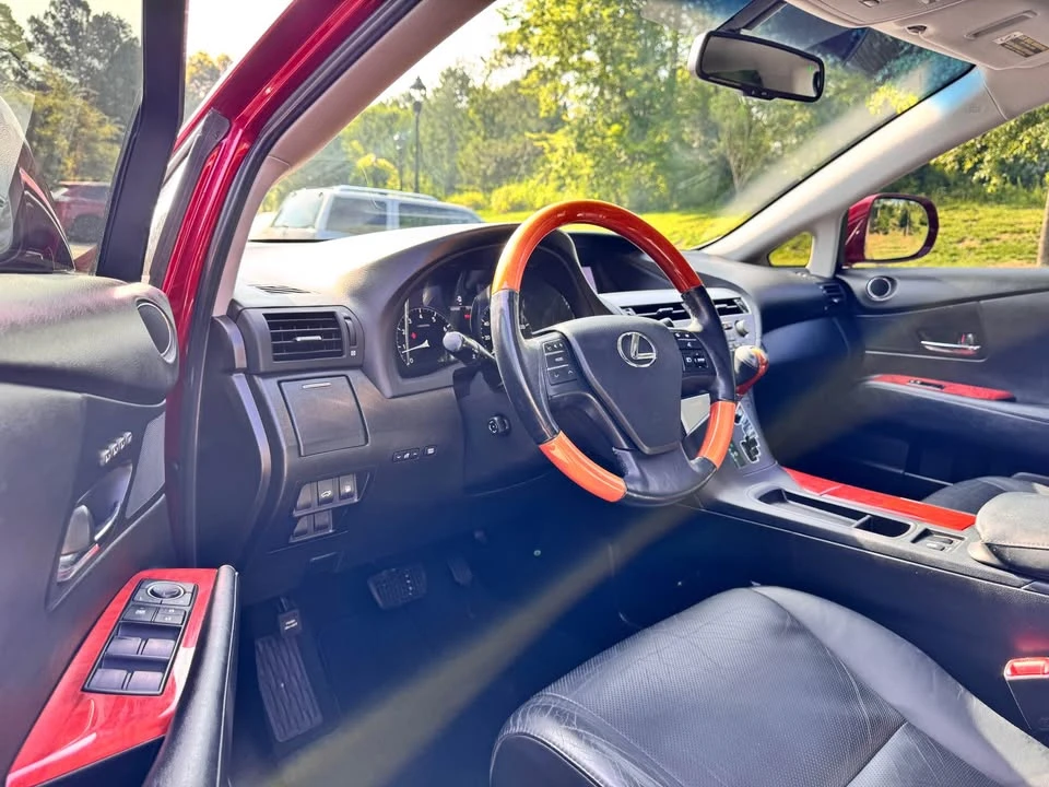 2010 Lexus RX 3rd Gen - Image 7 of 15