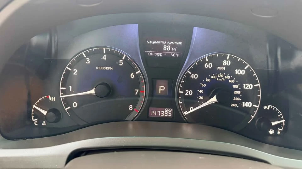 2010 Lexus RX 3rd Gen - Image 11 of 20