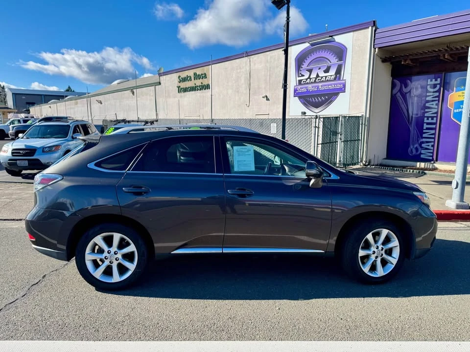 2010 Lexus RX 3rd Gen - Image 7 of 16