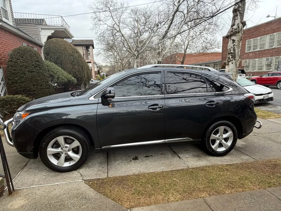 2010 Lexus RX 3rd Gen - Image 3 of 10