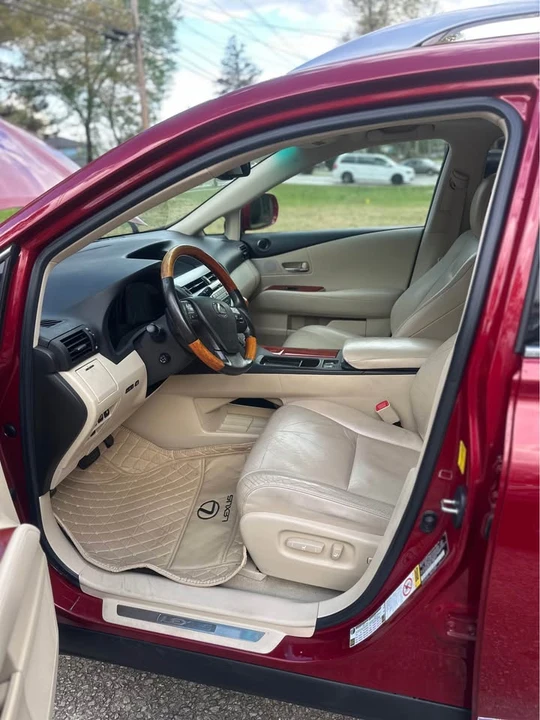 2010 Lexus RX 3rd Gen - Image 12 of 13