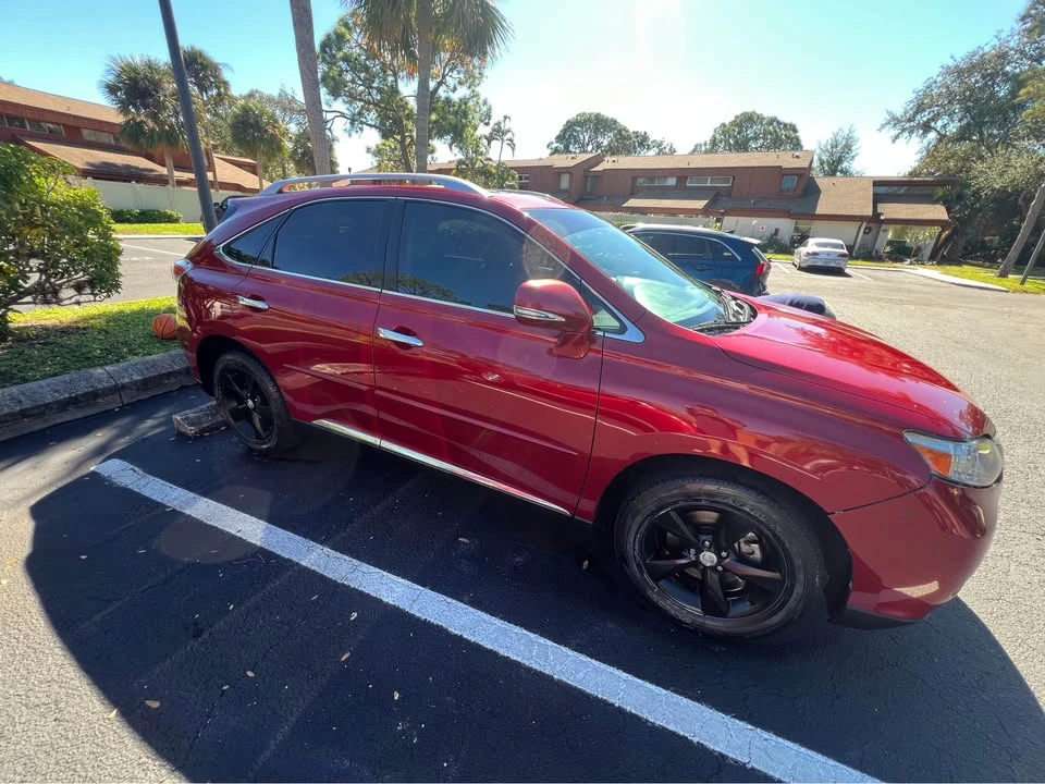 2010 Lexus RX 3rd Gen - Image 3 of 10