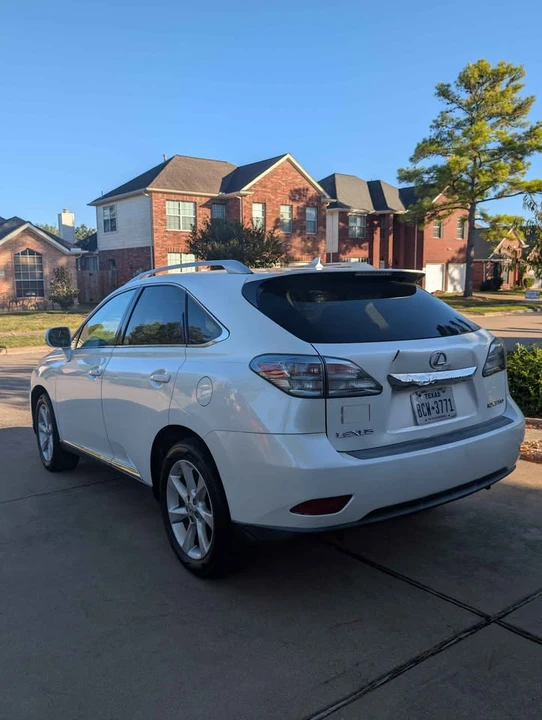 2010 Lexus RX 3rd Gen - Image 3 of 18