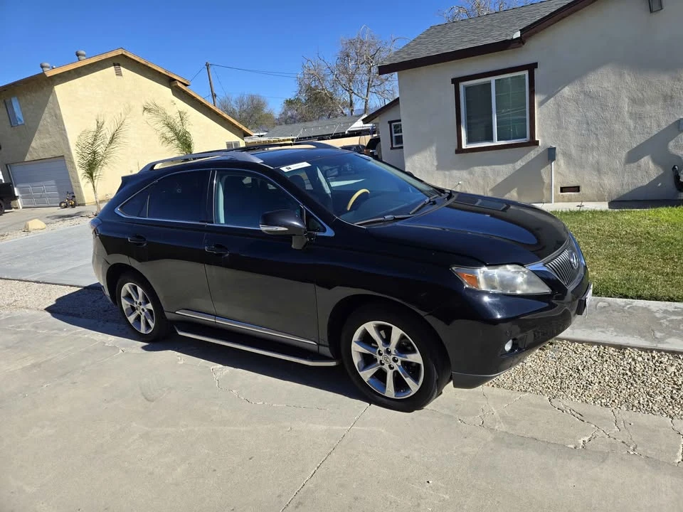 2010 Lexus RX 3rd Gen - Image 3 of 12