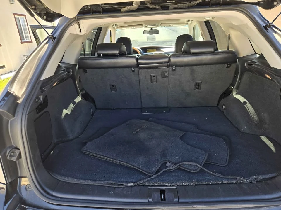 2010 Lexus RX 3rd Gen - Image 8 of 12