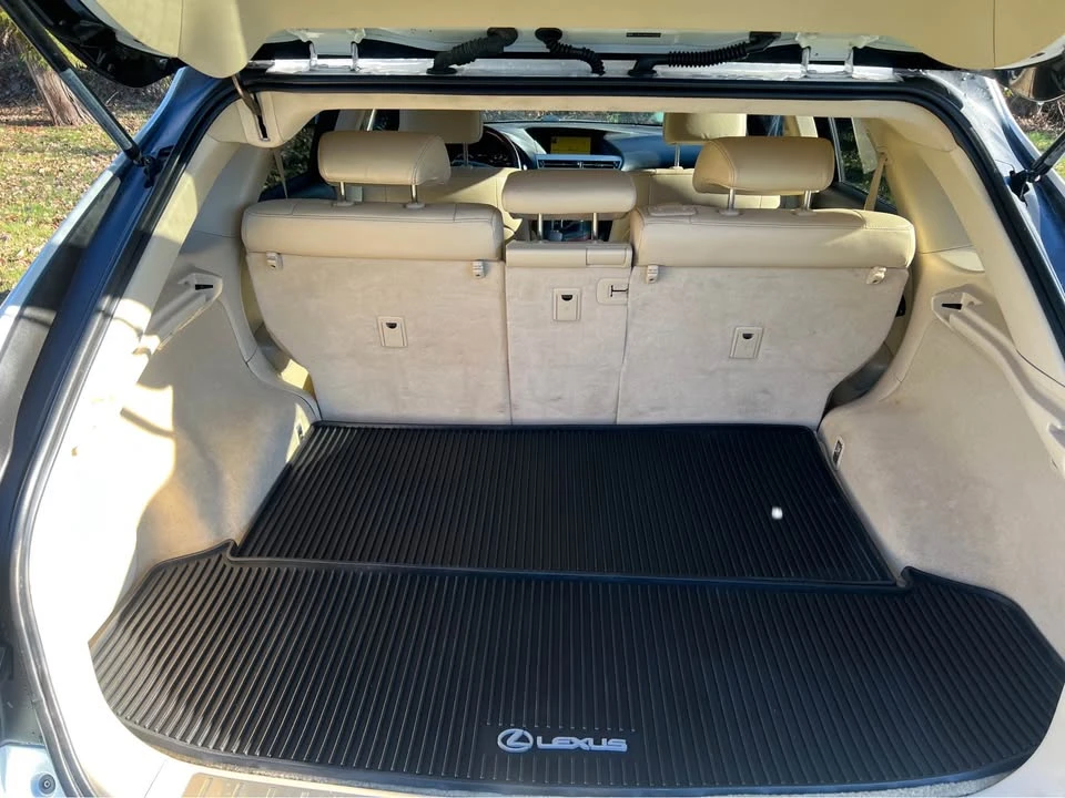 2010 Lexus RX 3rd Gen - Image 2 of 10