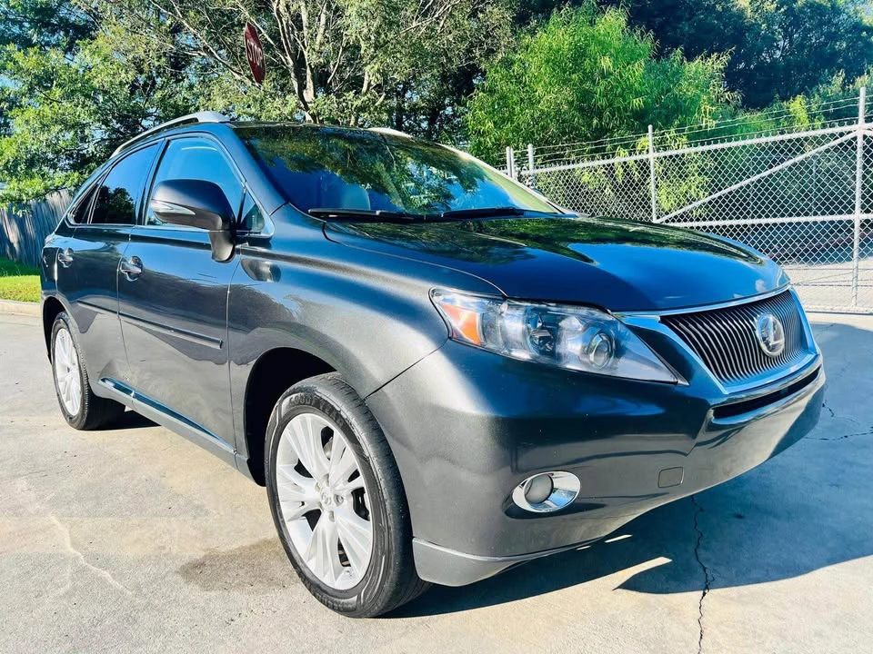 2010 Lexus RX 3rd Gen - Image 3 of 13