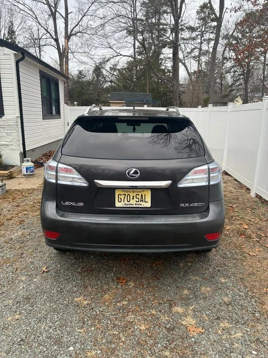 2010 Lexus RX 3rd Gen - Image 4 of 10