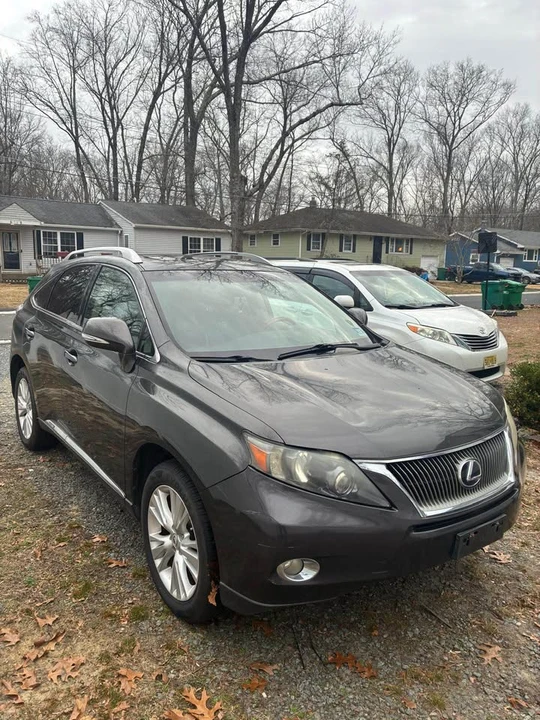 2010 Lexus RX 3rd Gen - Image 2 of 10