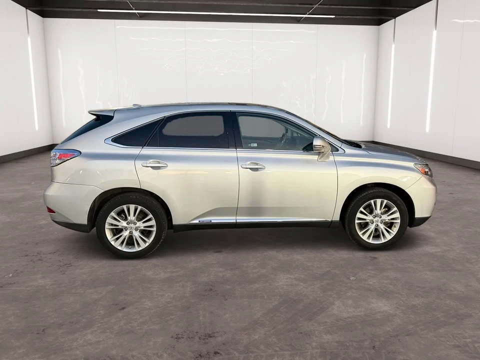 2010 Lexus RX 3rd Gen - Image 8 of 12