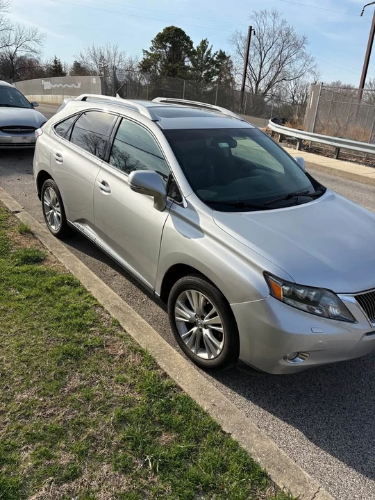 2010 Lexus RX 3rd Gen - Image 3 of 20