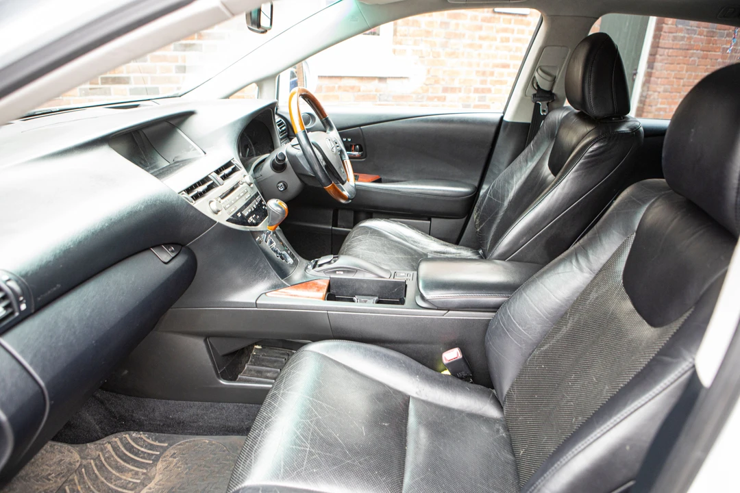 2010 Lexus RX 3rd Gen - Image 9 of 9