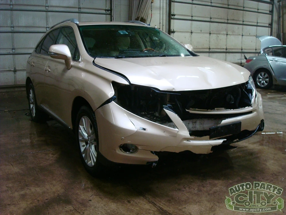 2010 Lexus RX 3rd Gen - Image 17 of 20
