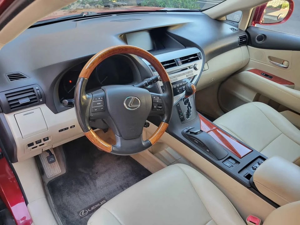 2010 Lexus RX 3rd Gen - Image 7 of 9