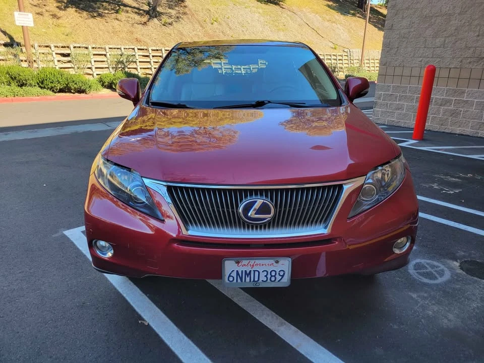 2010 Lexus RX 3rd Gen - Image 3 of 9