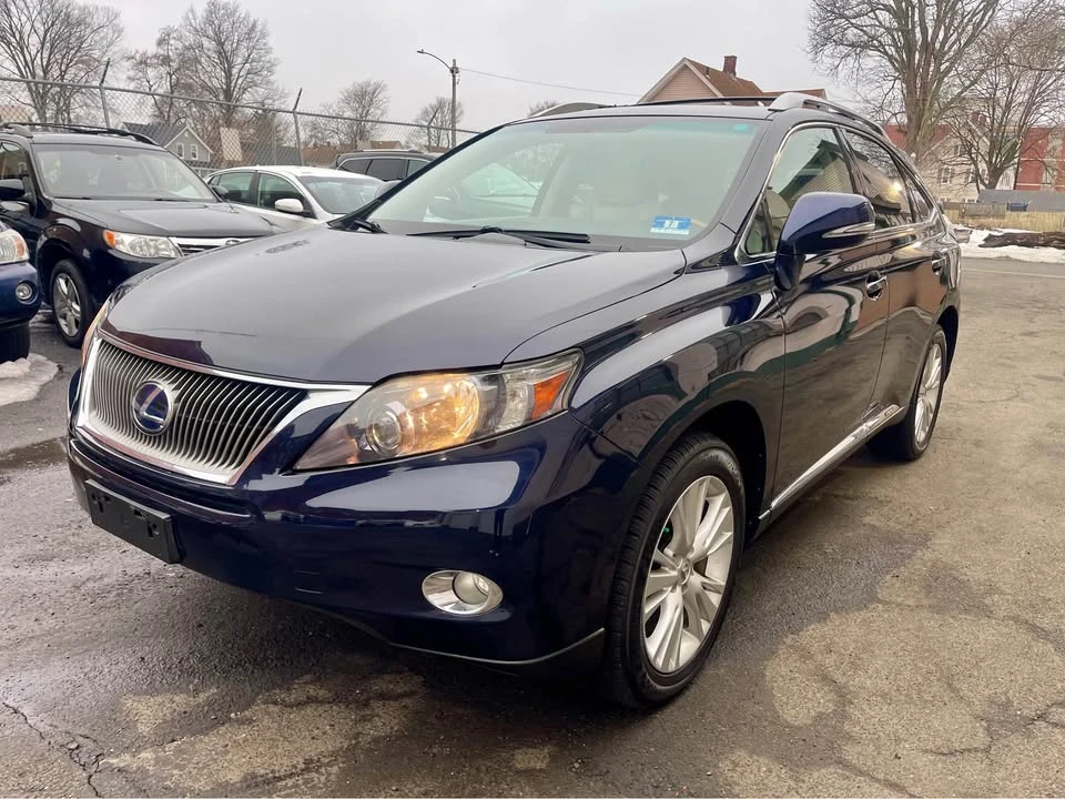 2010 Lexus RX 3rd Gen - Image 2 of 12