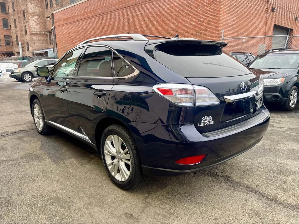 2010 Lexus RX 3rd Gen - Image 4 of 12