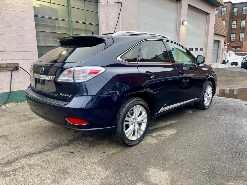 2010 Lexus RX 3rd Gen - Image 3 of 12