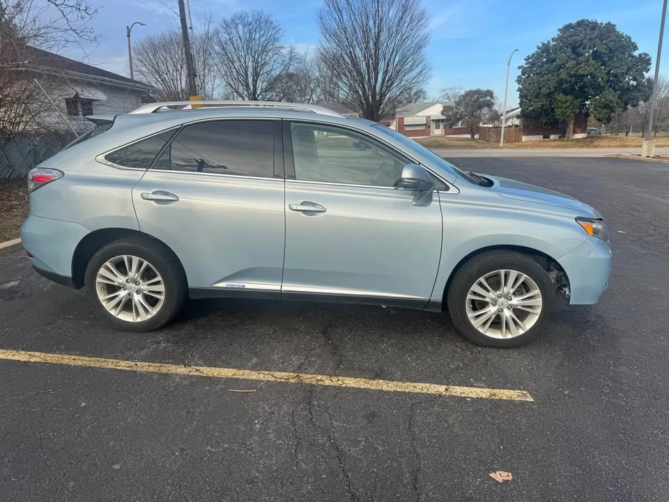 2010 Lexus RX 3rd Gen - Image 5 of 11