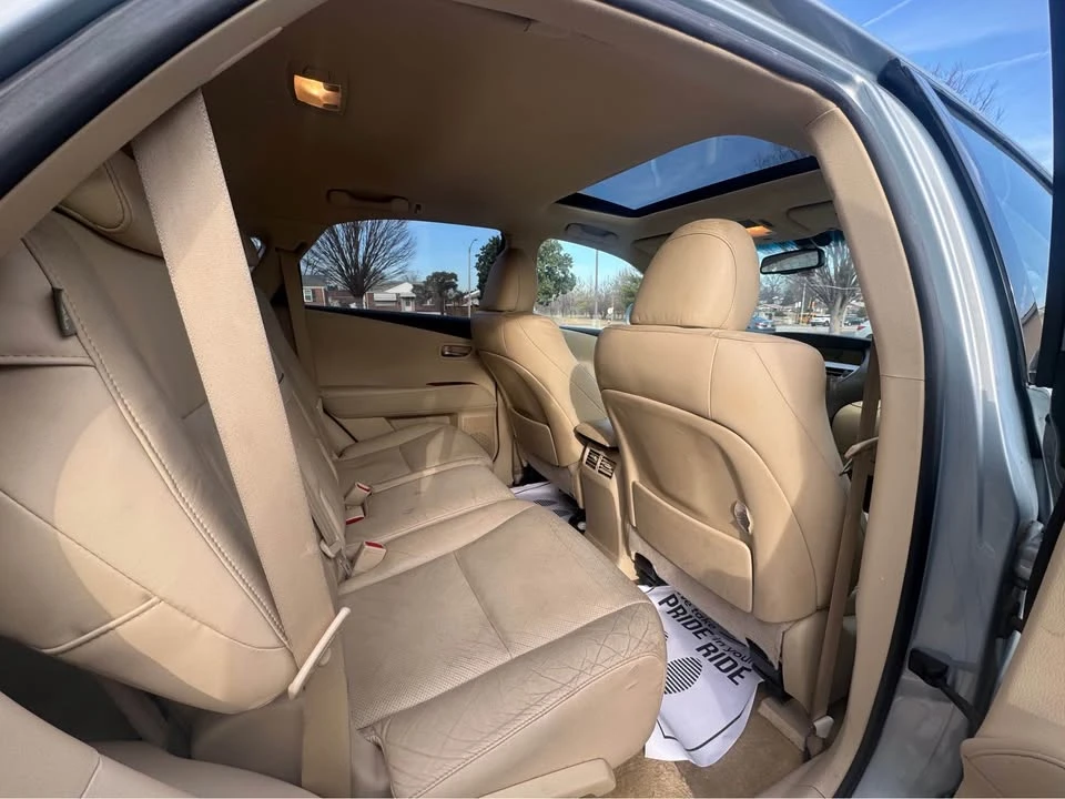 2010 Lexus RX 3rd Gen - Image 7 of 11