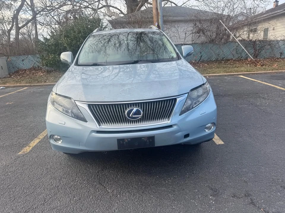 2010 Lexus RX 3rd Gen - Image 2 of 11