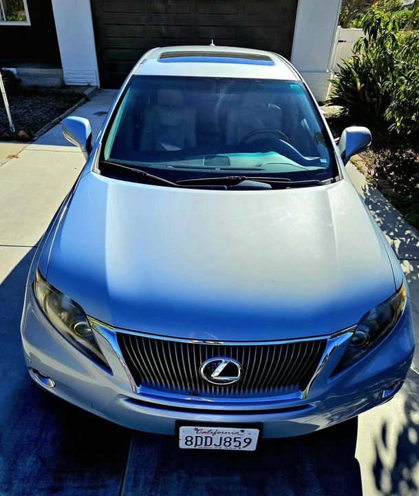 2010 Lexus RX 3rd Gen - Image 6 of 13