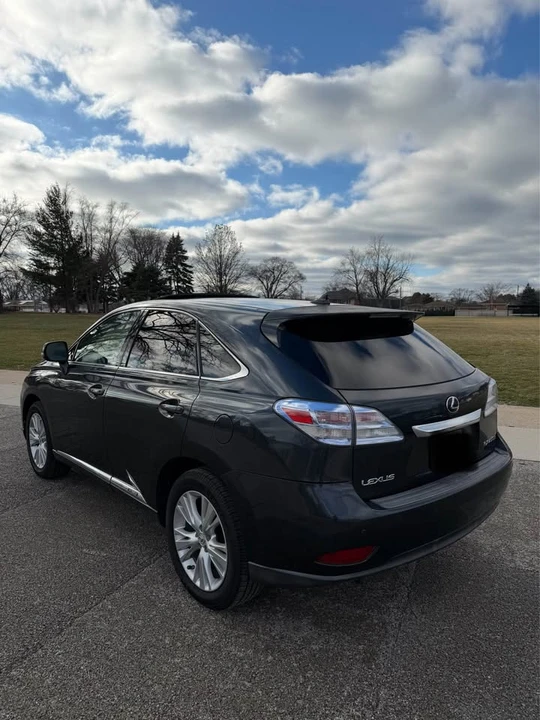 2010 Lexus RX 3rd Gen - Image 3 of 19