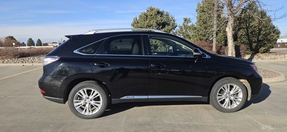 2010 Lexus RX 3rd Gen - Image 2 of 15