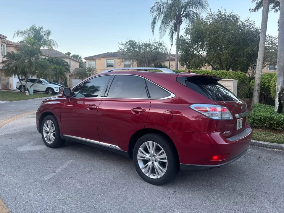 2010 Lexus RX 3rd Gen - Image 2 of 7