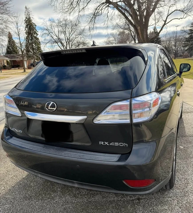 2010 Lexus RX 3rd Gen - Image 15 of 19