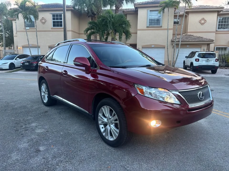 2010 Lexus RX 3rd Gen - Image 3 of 7